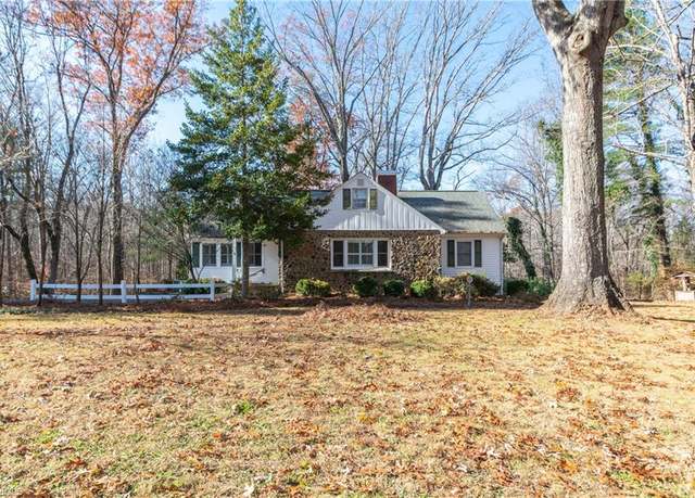Property at 910 Crowder Rd, Madison, NC 27025, 2 beds, 2.5 baths