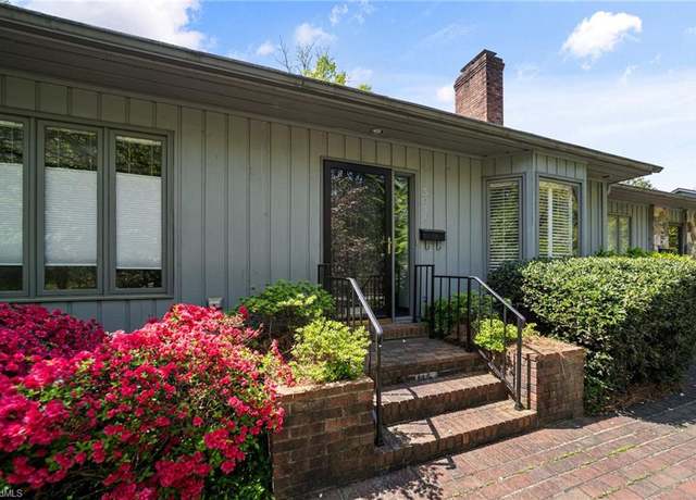 Property at 303 Parkway Unit A, Greensboro, NC 27401, 2 beds, 2 baths