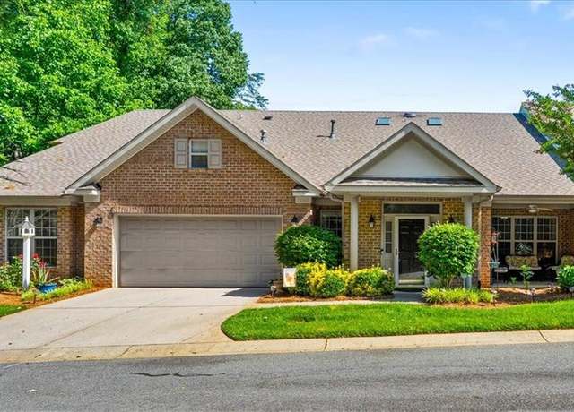 Property at 3702 Belfry Ct, Greensboro, NC 27410, 3 beds, 3 baths