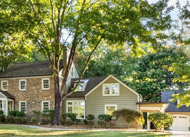 Property at 335 Fairfax Dr, Winston-salem, NC 27104, 3 beds, 3.5 baths