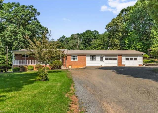 Property at 618 Toms Creek Church Rd, Denton, NC 27239, 2 beds, 1 bath
