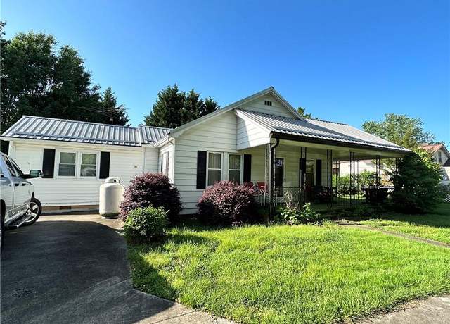 Property at 1953 Boone Trl, North Wilkesboro, NC 28659, 2 beds, 1 bath