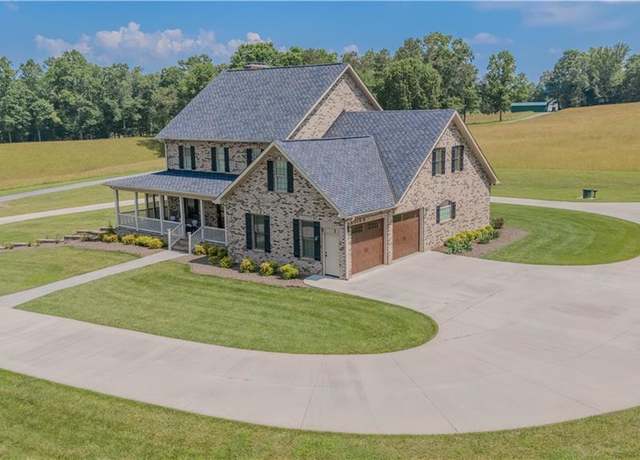Property at 368 Oak Hill Dr, Cana, VA 24317, 4 beds, 4.5 baths