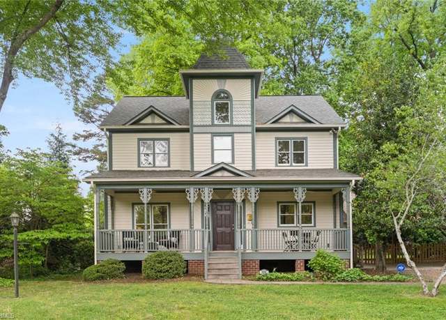 Property at 406 Biscayne St, Winston-salem, NC 27104, 3 beds, 2.5 baths