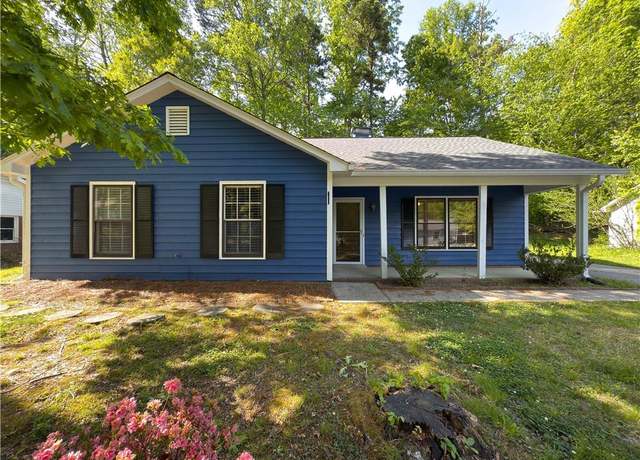 Property at 1308 Pepper Hill Rd, Greensboro, NC 27407, 3 beds, 2 baths