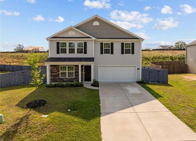 Property at 4480 Green Valley Dr, Trinity, NC 27370, 4 beds, 2.5 baths