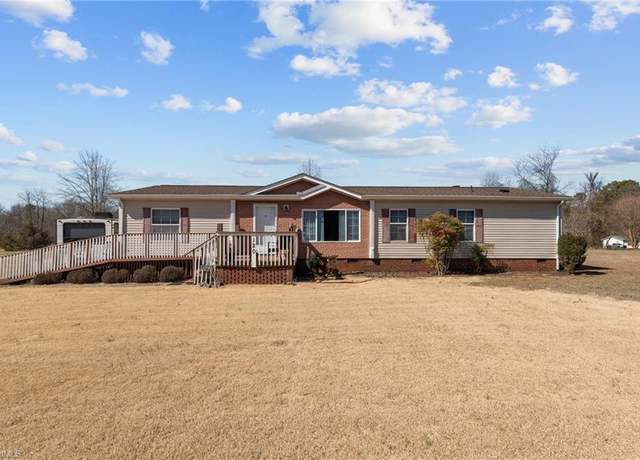 Property at 120 Glenwood Rd, Mocksville, NC 28028, 3 beds, 2 baths