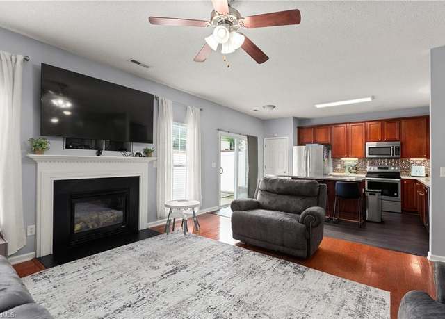 Property at 136 Penry Ln, Clemmons, NC 27012, 5 beds, 3 baths