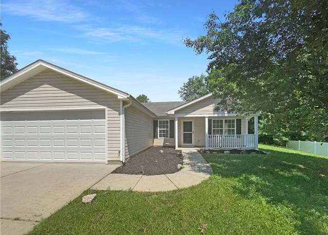 Property at 301 Bedford Park Dr, Winston-salem, NC 27107, 3 beds, 2 baths
