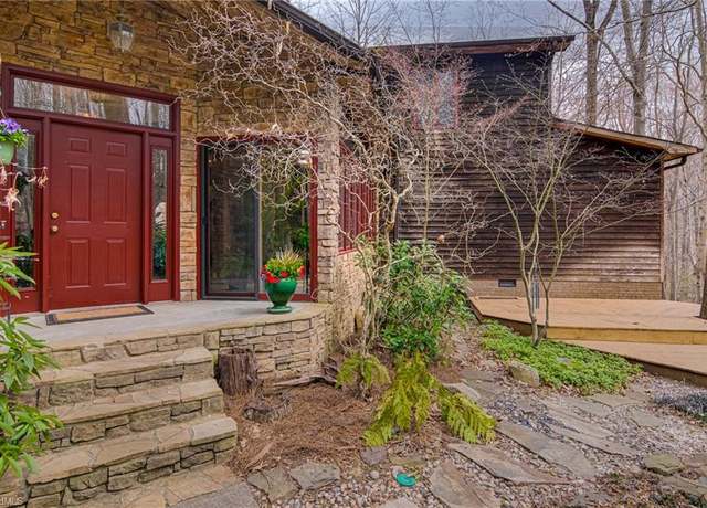 Property at 7028 Discovery Ln, Walkertown, NC 27051, 3 beds, 2.5 baths