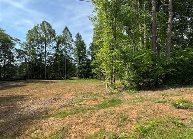 Property at 4302 Farlow Dr, Greensboro, NC 27406