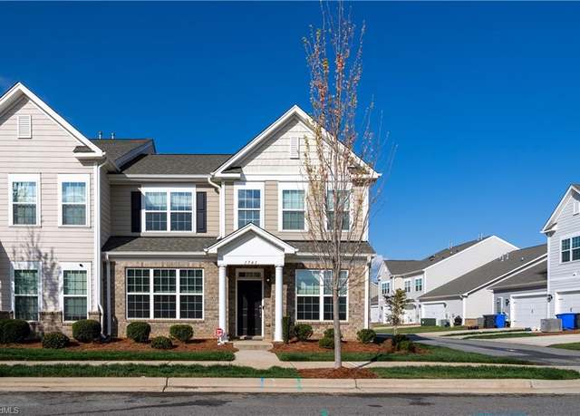 Property at 1741 Eastfall St, Kernersville, NC 27284, 3 beds, 2.5 baths
