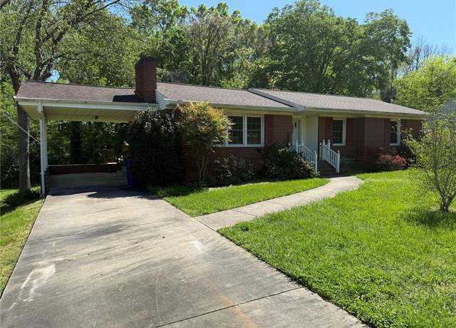 Property at 615 Paris St, Graham, NC 27253, 2 beds, 1 bath