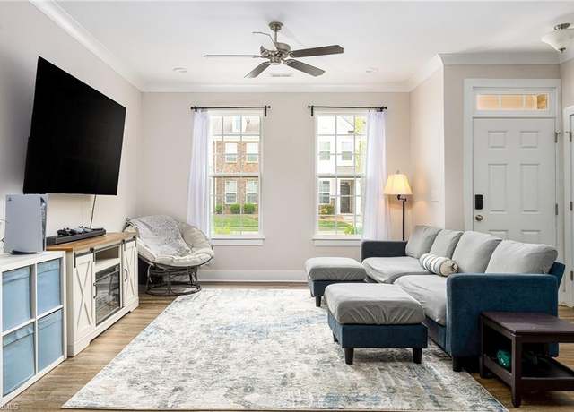 Property at 1774 Welden Village Ave, Kernersville, NC 27284, 3 beds, 2.5 baths
