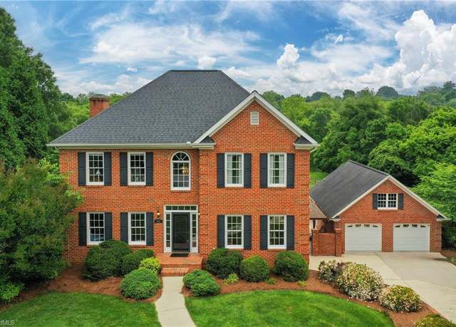 Property at 8056 Glengarriff Rd, Clemmons, NC 27012, 4 beds, 3 baths
