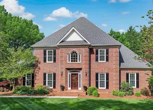 Property at 1403 Worthington Pl, Greensboro, NC 27410, 4 beds, 3.5 baths