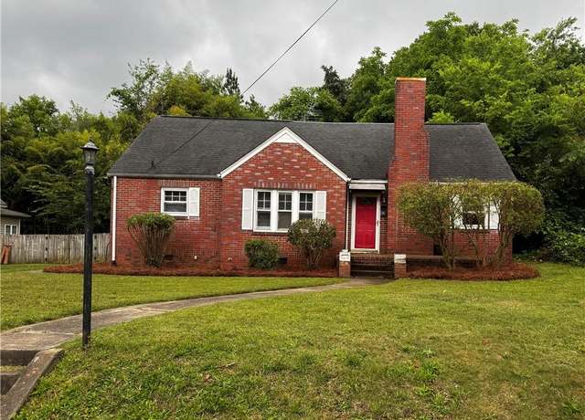 Property at 1205 W Northwood St, Greensboro, NC 27408, 4 beds, 2 baths