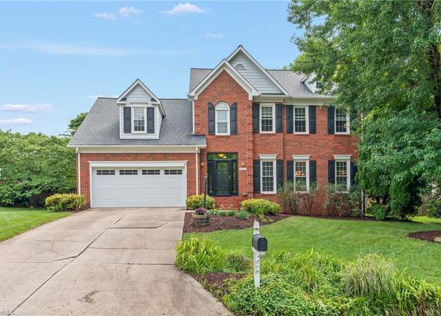 Property at 5620 Tradd Dr, Greensboro, NC 27455, 4 beds, 2.5 baths
