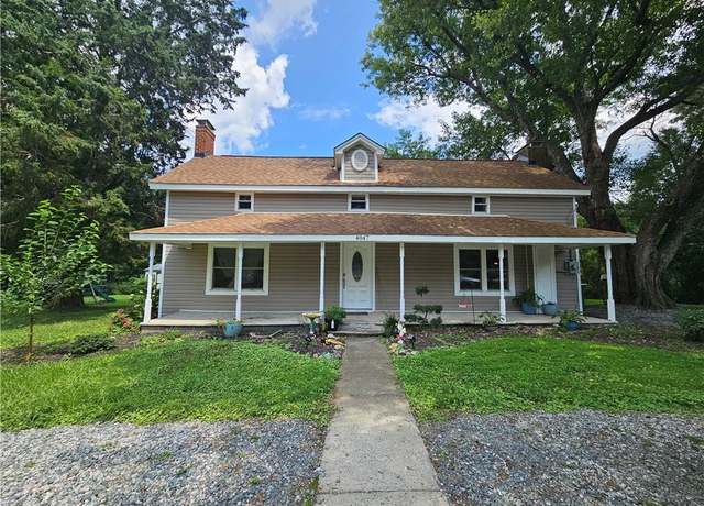 Property at 4847 Dippen Rd, Winston-salem, NC 27105, 3 beds, 2.5 baths