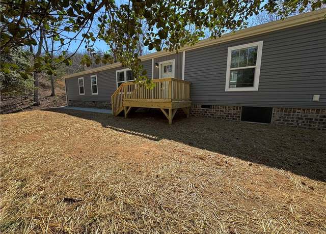 Property at 2556 Ymca Camp Rd, King, NC 27021, 2 beds, 2 baths