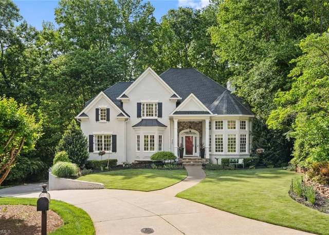 Property at 320 Springwater Ct, Winston-salem, NC 27106, 5 beds, 4.5 baths