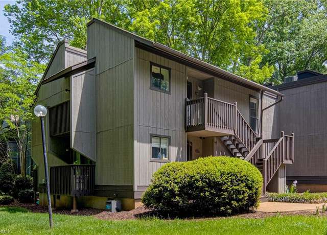 Property at 118 Cedar Cove Ln, Winston-salem, NC 27104, 2 beds, 2 baths