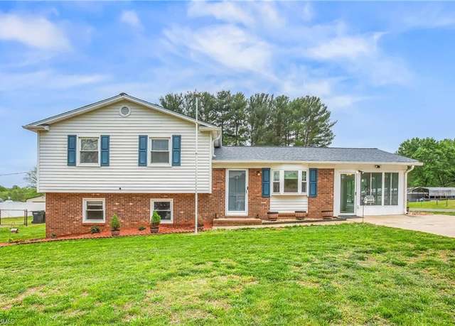 Property at 221 Farmstead Rd, King, NC 27021, 3 beds, 1.5 baths