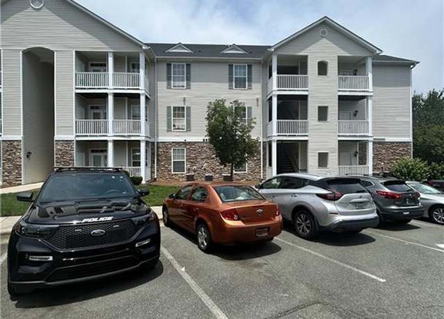 Property at 3009 Winston Dr #89, Burlington, NC 27215, 2 beds, 2 baths