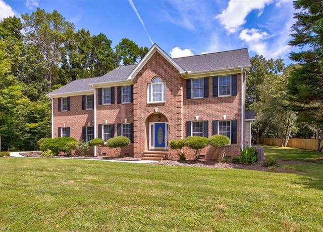 Property at 3505 Annry Dr, Summerfield, NC 27358, 4 beds, 2.5 baths