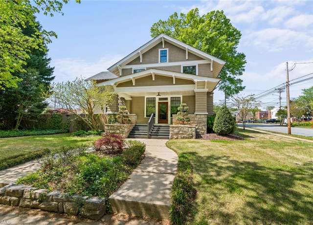 Property at 1013 Johnson St, High Point, NC 27262, 4 beds, 2.5 baths