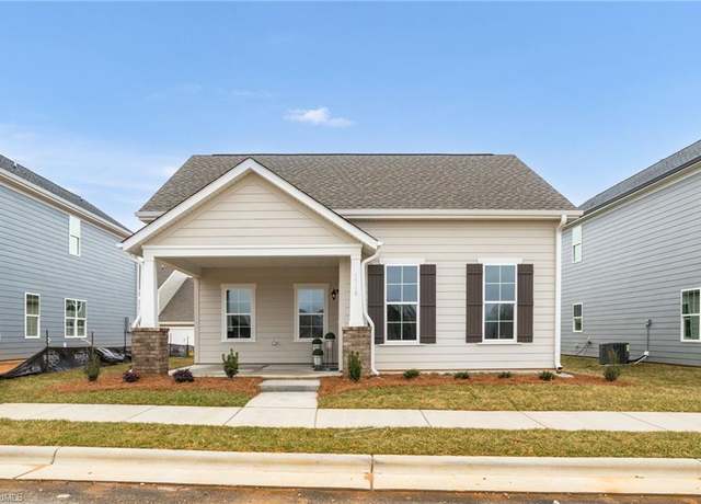 Property at 1716 Creekline Dr, Kernersville, NC 27284, 3 beds, 2 baths