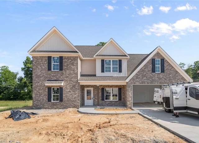 Property at 154 Enclave Dr, Clemmons, NC 27012, 4 beds, 3.5 baths