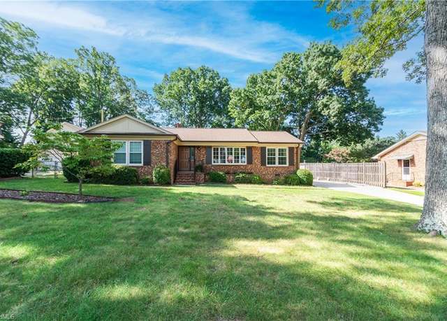 Property at 4715 Kingswood Dr, Greensboro, NC 27410, 4 beds, 2 baths