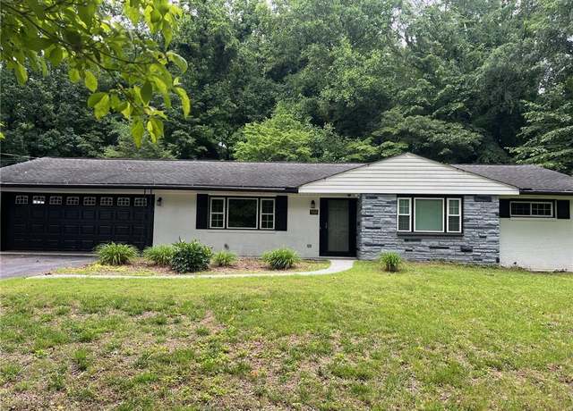 Property at 3010 Brookhill Dr, Winston-salem, NC 27127, 3 beds, 1.5 baths