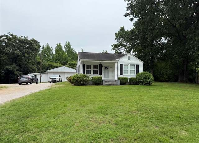 Property at 1362 Us 158 Us Highway 158, Reidsville, NC 27320, 3 beds, 2 baths