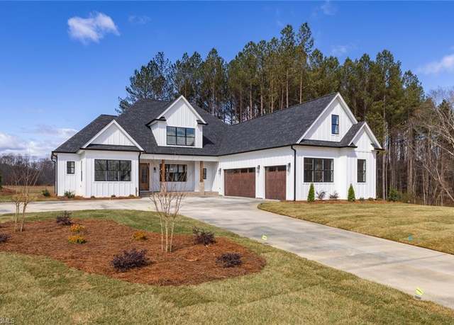 Property at 4215 Penns Meadow Ln, Winston-salem, NC 27106, 4 beds, 3.5 baths