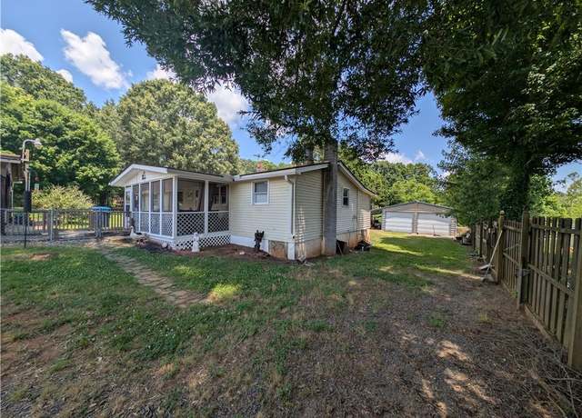Property at 4668 Us Highway 601 N, Mocksville, NC 27028, 2 beds, 1 bath