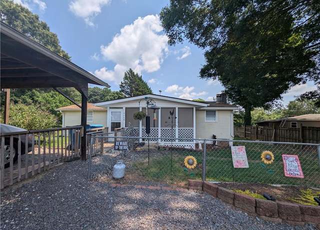 Property at 4668 Us Highway 601 N, Mocksville, NC 27028, 2 beds, 1 bath