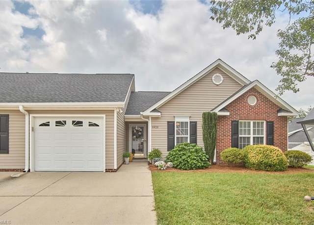 Property at 6828 Wingrave Rd, Clemmons, NC 27012, 3 beds, 2 baths