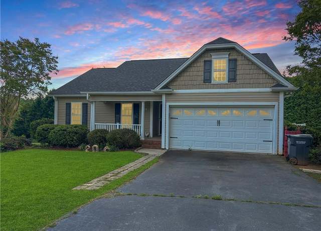 Property at 816 Ridge View Ter, Rural Hall, NC 27045, 3 beds, 2 baths