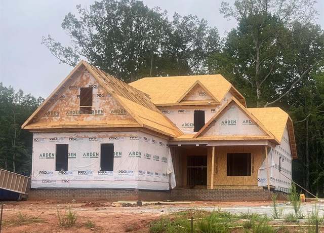 Property at 4029 Estate Dr, Lewisville, NC 27023, 4 beds, 3.5 baths
