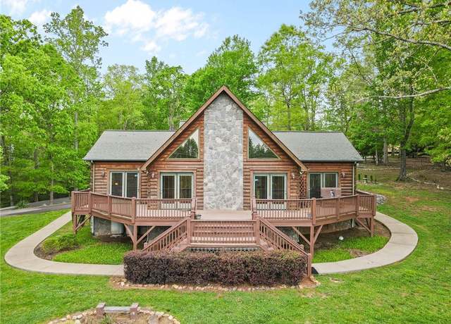 Property at 28 Outback Trl, Nebo, NC 28761, 3 beds, 2.5 baths
