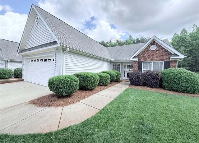 Property at 5628 Roundup Cir, Greensboro, NC 27405, 3 beds, 2 baths