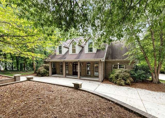 Property at 4105 Hardaway Dr, High Point, NC 27265, 4 beds, 4 baths