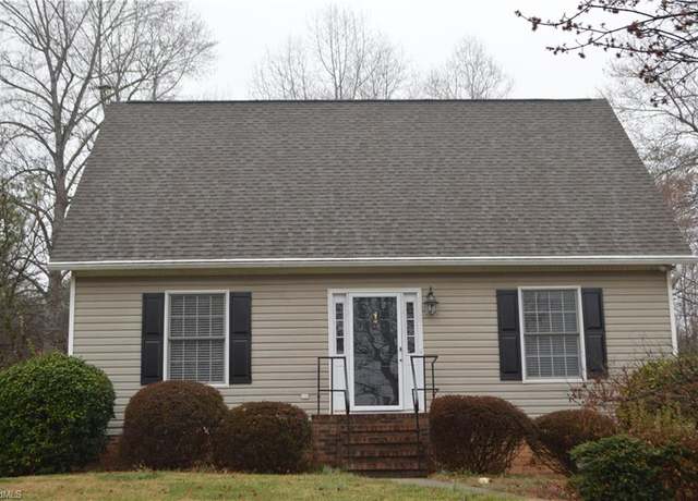 Property at 137 N Summit Dr, Mount Airy, NC 27030, 3 beds, 3 baths