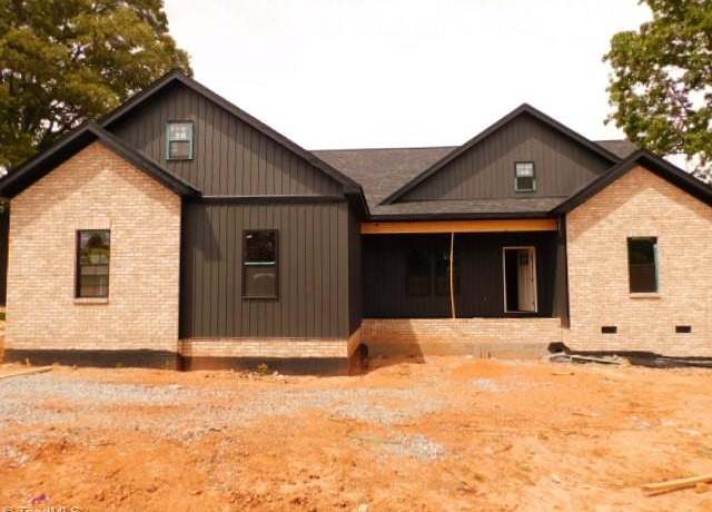 Property at 4379 Rock Hill Rd, Pfafftown, NC 27040, 3 beds, 2 baths