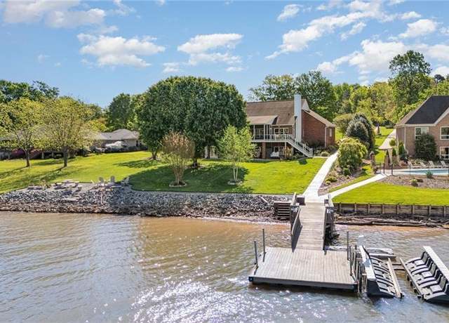 Property at 1851 Waterford Pointe Rd, Lexington, NC 27292, 3 beds, 2.5 baths
