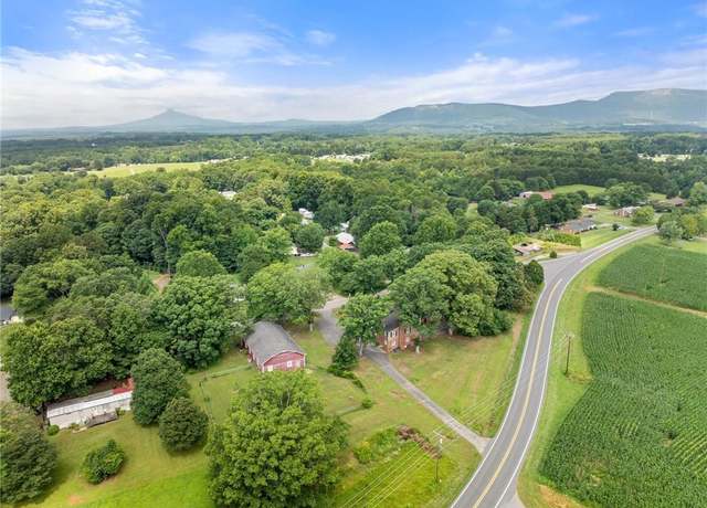 Property at 5726 Nc Highway 66 S, King, NC 27021, 4 beds, 4 baths