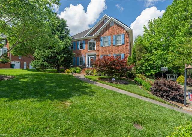 Property at 8116 Glengarriff Rd, Clemmons, NC 27012, 4 beds, 3 baths