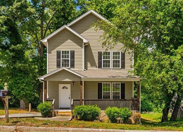 Property at 810 Mobile St, High Point, NC 27262, 3 beds, 2.5 baths